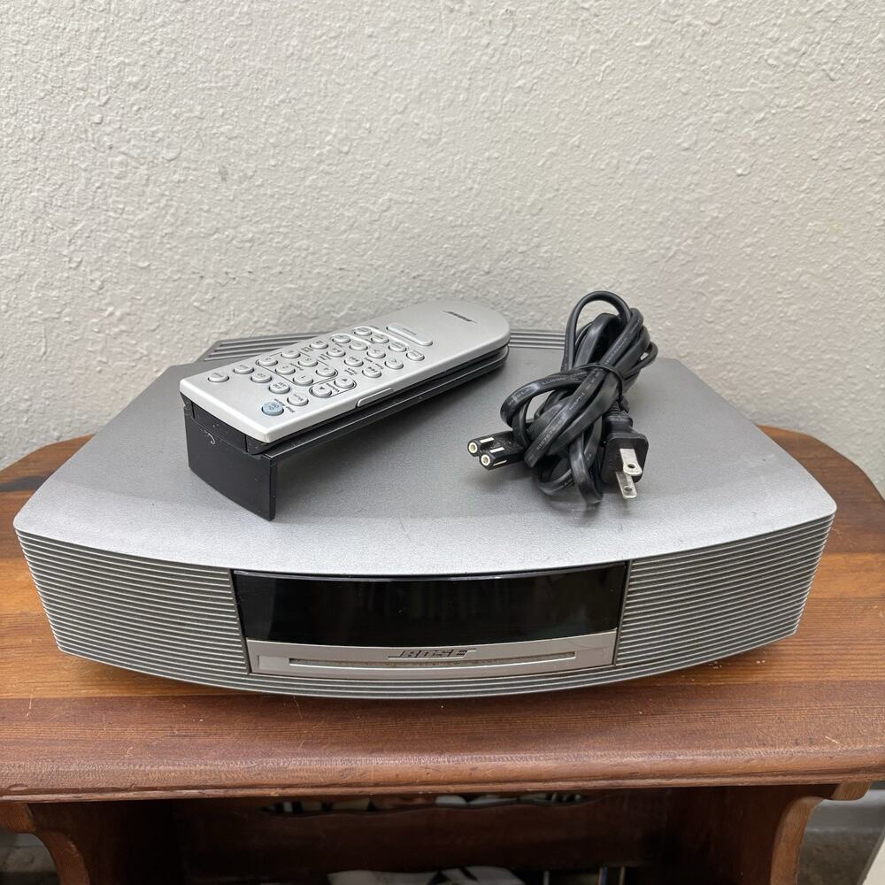 Bose Wave Music System Titanium Silver AUX Stereo AM/FM Radio CD Player w Remote